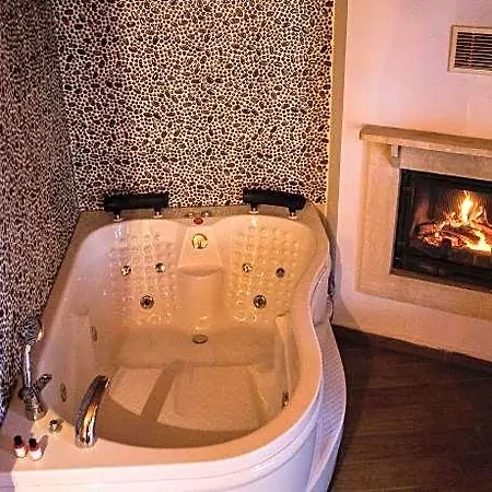 Hotell Defne 3*