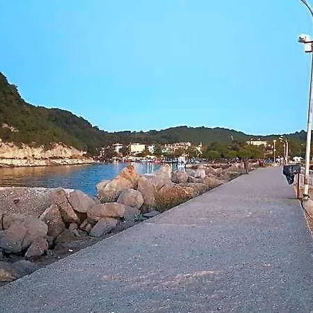 Defne